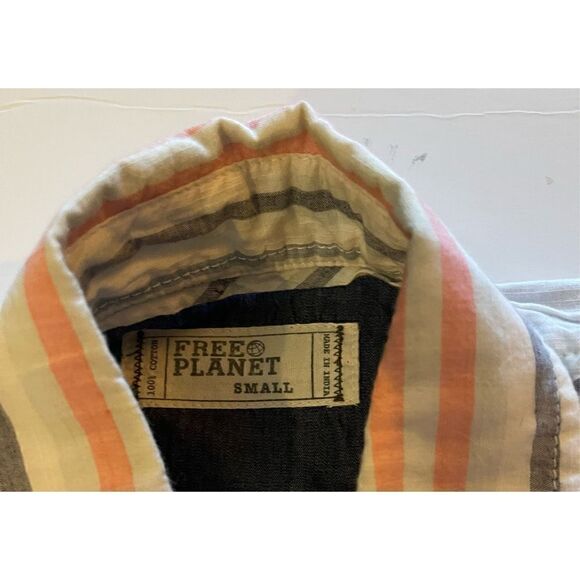 Free Planet Button Front Collared Shirt - Picture 2 of 4